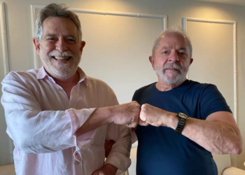 Assembleia Legislativa da Bahia entregará a Comenda 2 de Julho ao ator José de Abreu