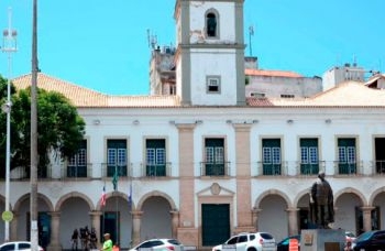 Câmara Municipal alerta para golpe com vagas de emprego em nome do órgão