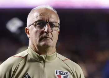 Dorival admite risco calculado ao escalar reservas em derrota do São Paulo: “Focados no domingo”