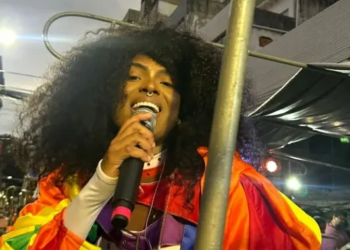 A Dama se consolida como figura feminina no Palco Pagodão do Salvador Fest