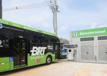 Prefeitura inaugura maior terminal de eletrocarga em área pública do Brasil