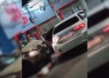 Um suspeito morre, dois são presos e refém é liberada durante noite tensa em Itapuã