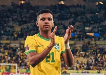 Rodrygo não espera jogo aberto contra o Uruguai, mas sim pressão