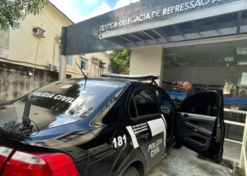 Professor suspeito de assediar alunas em colégio é liberado pela justiça