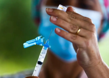 Anvisa escolhe composição de vacinas contra influenza para 2024