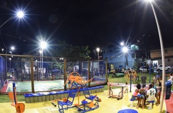População soteropolitana recebe equipamentos esportivos e espaços de convivência