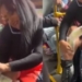 Mulher decide se depilar no meio de ônibus e gera revolta; assista