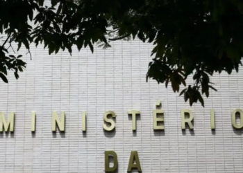 Governo Lula escolhe auditor ligado ao PL de Valdemar para cargo na Funasa