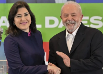 Com Dino perto do STF, Tebet é cotada para o Ministério da Justiça