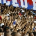 Jogadores do Bahia discutem com torcida após derrota dentro de casa