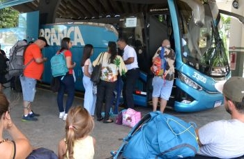 Fluxo alto nas estradas requer atenção redobrada dos motoristas