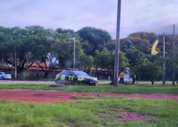 Detran apreende carro com 466 infrações e R$ 88 mil em multas