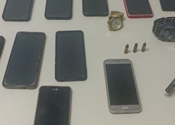 Adolescente é apreendido após assaltar ônibus em Salvador