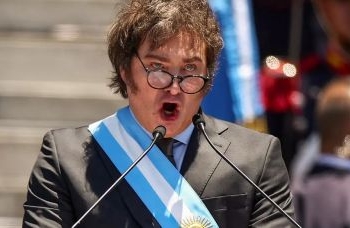 Governo da Argentina cancela benefícios sociais de mais de 27 mil pessoas