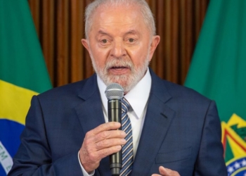 Lula lança pedra fundamental do campus do ITA em Fortaleza