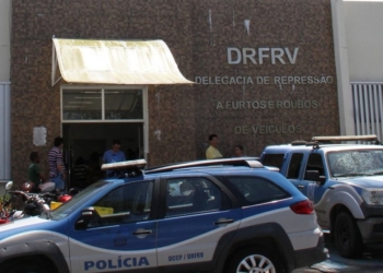 Dupla suspeita de roubo é presa em Pirajá