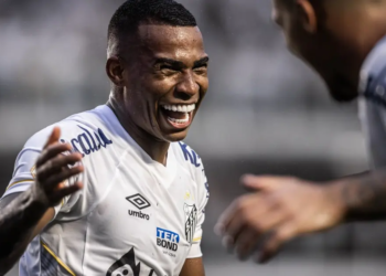 Presidente do Santos confirma venda de Jean Lucas para o Bahia