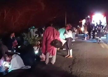 Acidente com ônibus que saiu do Distrito Federal deixa 29 pessoas feridas na Bahia