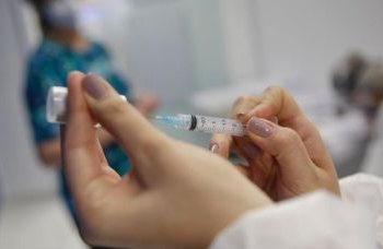 Vacinação contra a dengue segue nesta quinta-feira no Shopping Bela Vista (22)