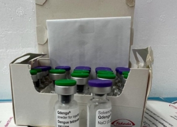 Salvador tem 780 aplicações realizadas no 1º dia da vacinação contra a dengue