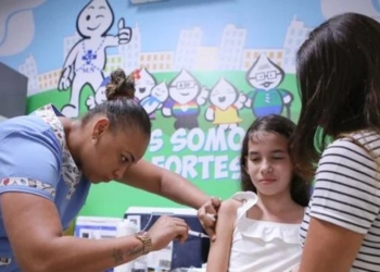 Vacinação contra a dengue já imunizou mais de 2 mil crianças em Salvador