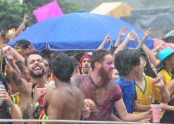 Previsão de chuva nos primeiros dias do Carnaval de Salvador 2024