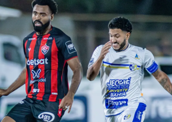 Vitória é derrotado pelo Jequié e perde liderança do Campeonato Baiano