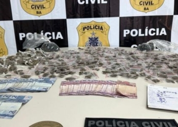 Centenas de porções de maconha e crack são apreendidas pela polícia em Valéria