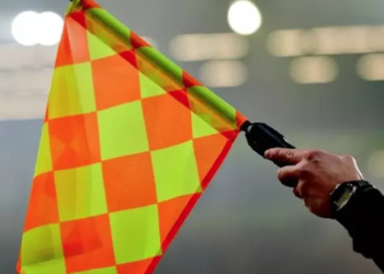 IFAB aprova testes para nova regra do impedimento; entenda