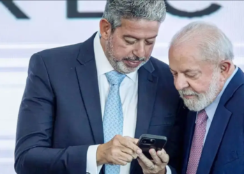 PT já prevê data para possível nova crise entre Lira e governo Lula, diz colunista