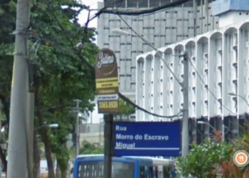 Após recomendação da Defensoria, vereador Carlos Muniz sugere mudança de nome da Rua Morro do Escravo Miguel