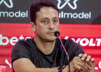 Diretor do Leão explica dificuldade no mercado: “Louco e inflacionado”