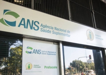 Cancelamentos unilaterais de planos de saúde prejudicam clientes