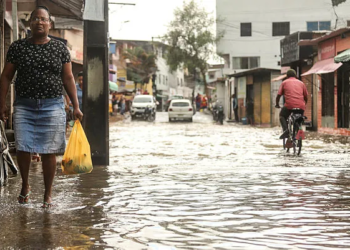 Salvador tem 1ª quinzena de abril mais chuvosa dos últimos 30 anos