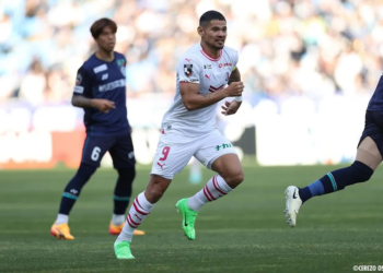 Ex-jogador do Vitória brilha nos gramados do futebol japônes