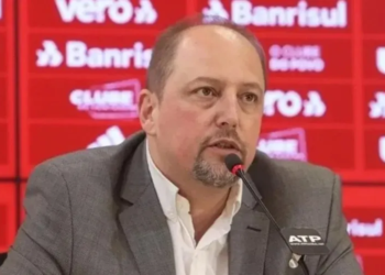 Presidente do Inter pede compreensão e afirma “não vamos abandoná-los”