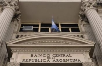 Mercado financeiro projeta inflação de 3,88% em 2024