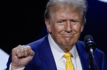 ‘Eu deveria estar morto’, diz Trump em entrevista após atentado em comício