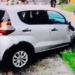 Motorista bate carro em poste na Av.Centenário nesta quinta-feira (29)