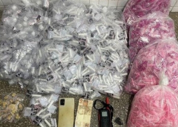 Polícia Militar apreende drogas em operação em Pernambués