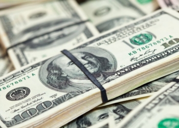 Mesmo após tarifas de Trump contra aço e alumínio, dólar volta a cair e retorna aos R$5,78