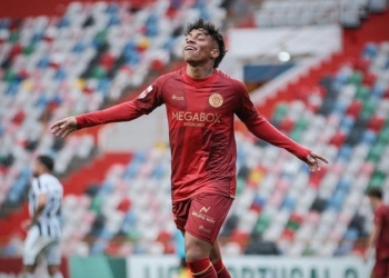 Joia do Vitória é afastada após impasse em negociação milionária para gigante europeu; entenda