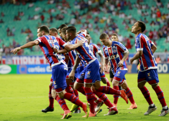 Bahia domina o Vitória, vence Ba-Vi e sai na frente pelo Campeonato Baiano