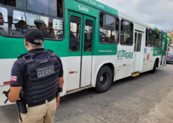 Tancredo Neves amanhece sem ônibus após confronto armado durante a madrugada