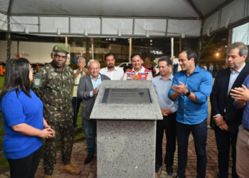 Prefeitura entrega requalificação da Praça dos ex-combatentes