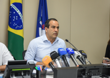 Bruno diz que irá cumprir recomendação do MP e garante merenda durante greve de professores