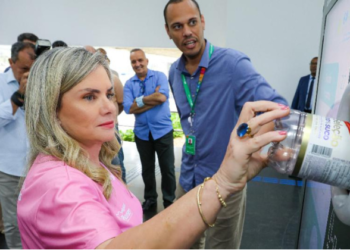 Cidadãos podem trocar recicláveis por desconto na conta de energia na sede da ALBA