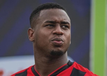 Dudu se envolve em confusão em condomínio de Salvador dias após retornar ao Vitória