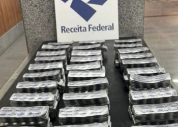 Receita apreende 9,5 mil comprimidos de medicamento abortivo no Aeroporto de Salvador