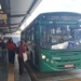 Homem é preso após ser flagrado por vídeo em caso de importunação sexual dentro de ônibus